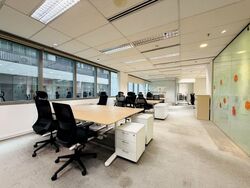 Robinson 112 (D1), Office #588635331
